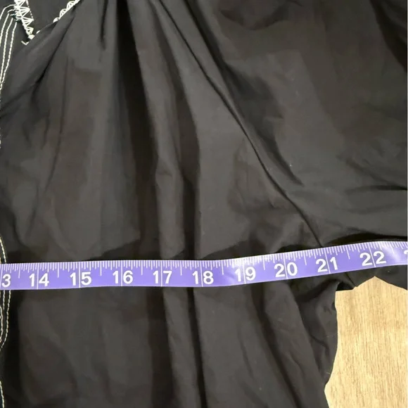 H&M NWT Black Embroidered Blouse Puff Sleeve Contrast Stitch Boho Statement Top - Picture 11 of 12